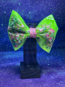 The Mini Bowie Bow - Inspired Shaker Bow