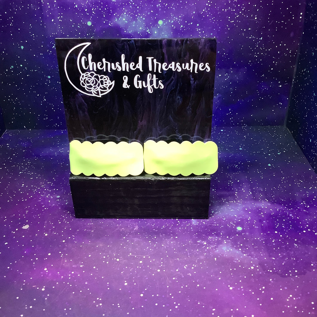 The Katja Snap - Solid