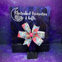 Load image into Gallery viewer, The Penny Bow - Floral
