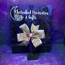 Load image into Gallery viewer, The Penny Bow - Floral
