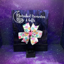 Load image into Gallery viewer, The Penny Bow - Floral
