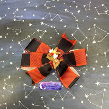 Load image into Gallery viewer, The Penny Bow - Winter
