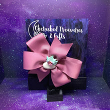 Load image into Gallery viewer, The Jumbo Penny Bow - Winter
