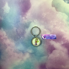 Load image into Gallery viewer, Video Game Legendz Keychain
