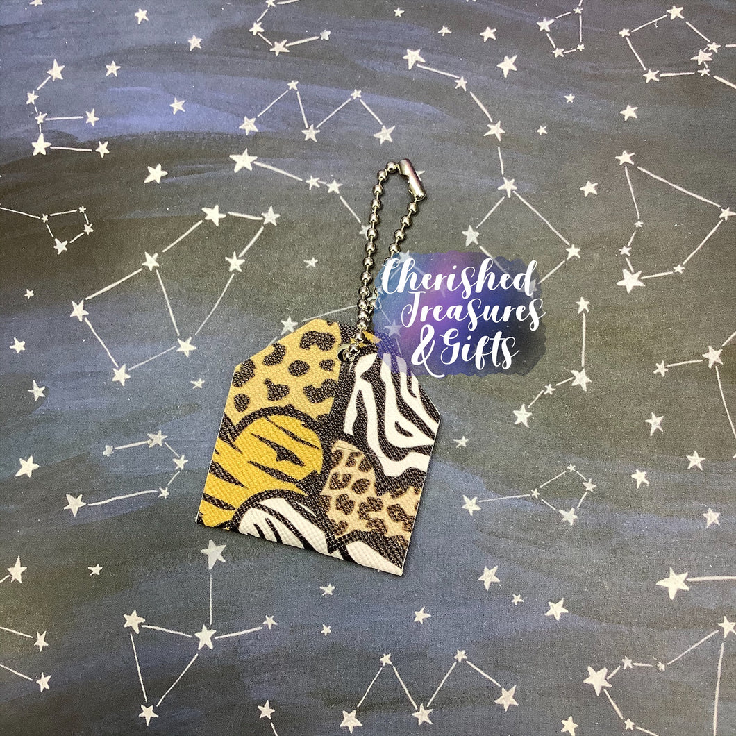 The Maggie Keychain - Animal Print